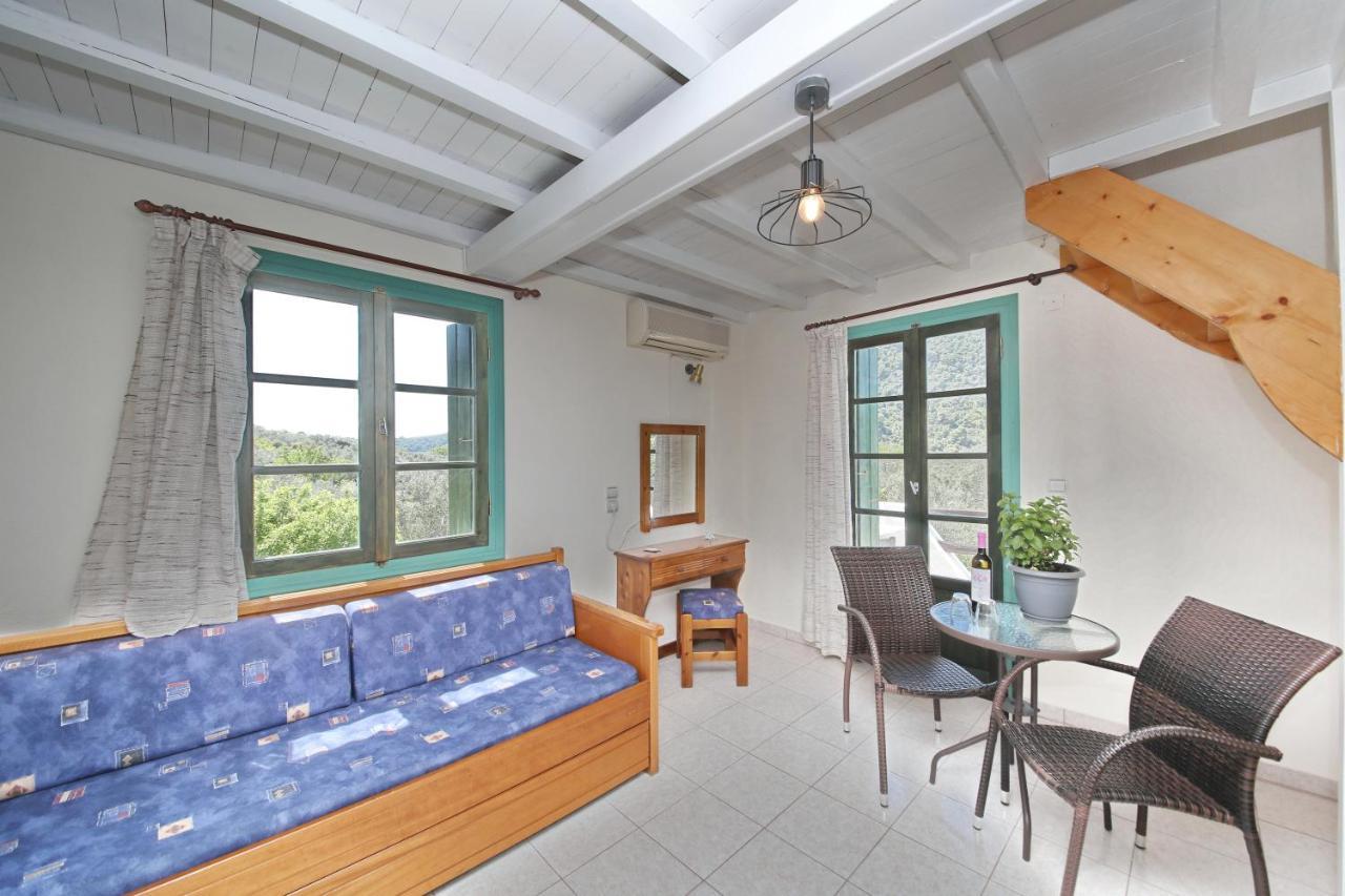 Skopelos Evergreen Apartments Stafylos Exterior foto
