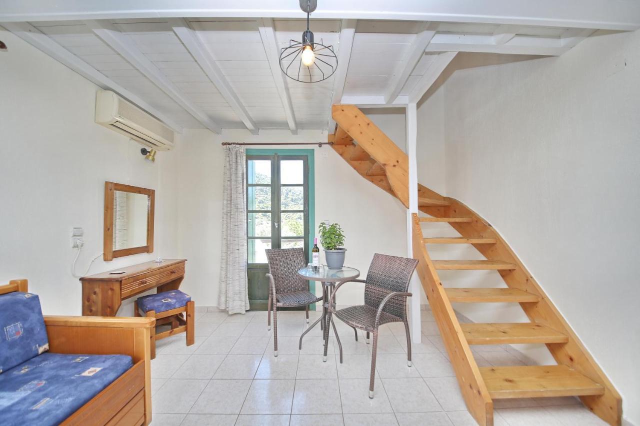 Skopelos Evergreen Apartments Stafylos Exterior foto